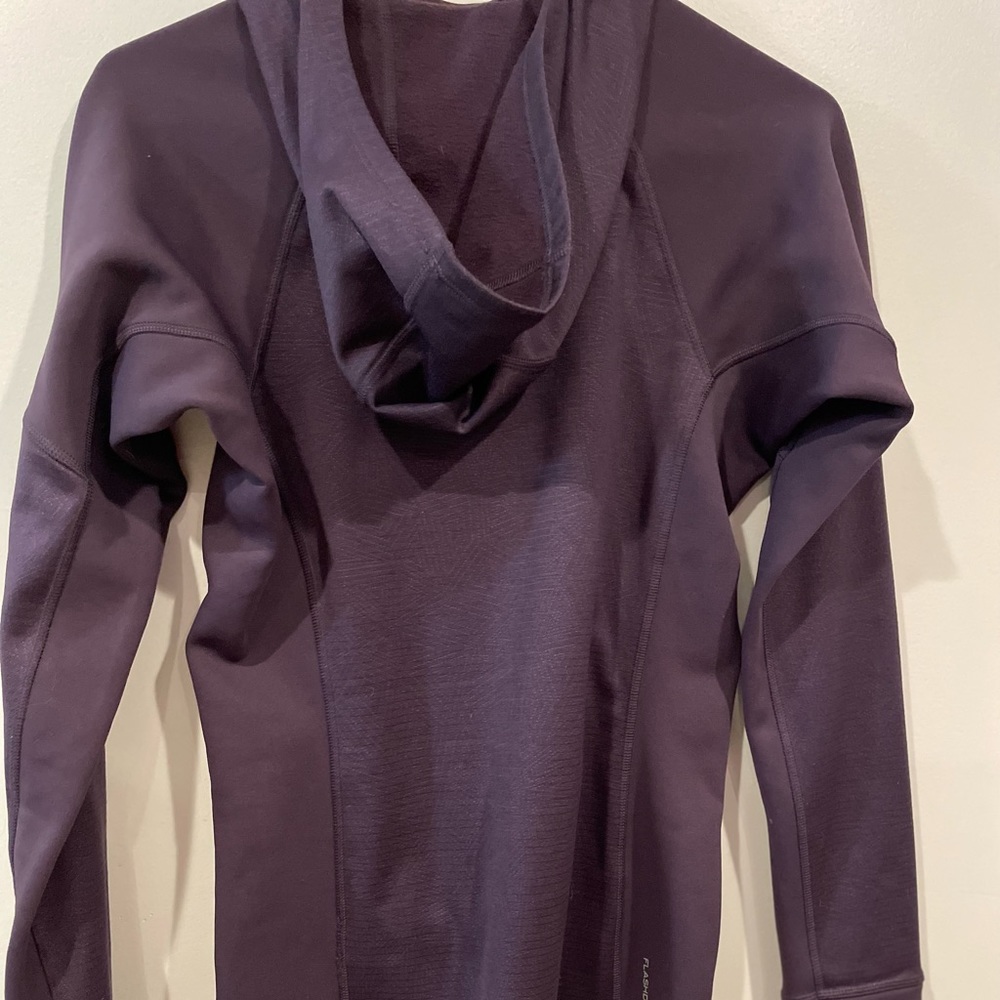 North Face Pullover - image 4